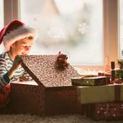 男の子が喜ぶ人気クリスマスプレゼント!タイプ別とっておきアイテム15選