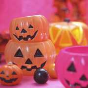 ハロウィンにプレゼントを贈ろう!大人も子供も喜ぶ2021おすすめギフト24選