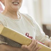 敬老の日に贈るお菓子特集。美味しさと喜びを届ける、スイーツギフトたち
