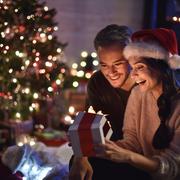 大学生の彼女に。クリスマスプレゼントに喜ばれる、大人かわいいアイテム特集。