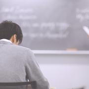 彼氏に贈る卒業祝い特集。高校生・大学生向け人気プレゼントのご紹介