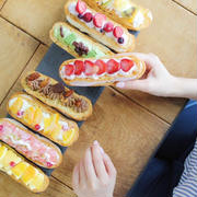 誕生日に贈るケーキ以外のお菓子特集。男性・子供にも喜ばれるお菓子はこれ!