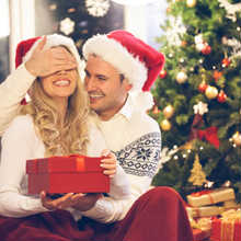 みんなのプレゼント事情を公開!恋人へのクリスマスプレゼントはいくらかける?