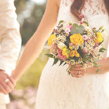 【必見】男性への結婚祝い31選。悩んだときは夫婦で使えるアイテムが吉。