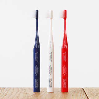 THE TOOTHBRUSH by MISOKA