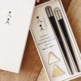丸八夫婦箸&箸置きセット/黒漆金糸