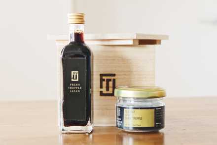 白トリュフ醤油と黒トリュフ塩セット