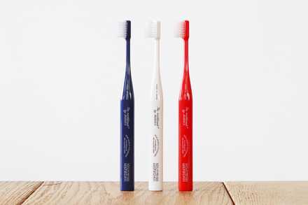 THE TOOTHBRUSH by MISOKA