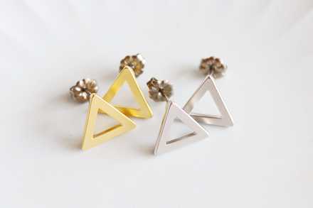 Triangle ピアス
