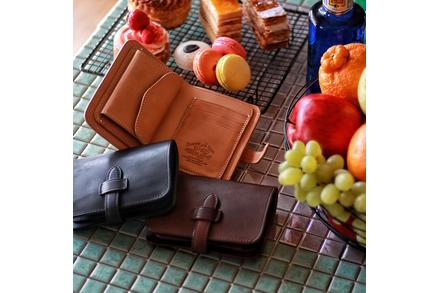 middle wallet