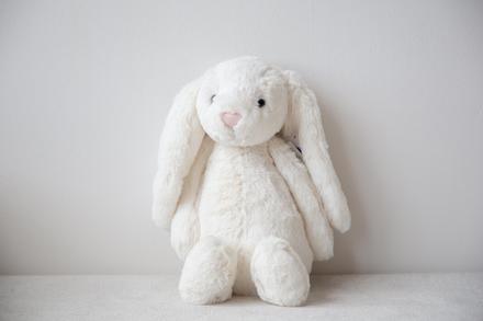 Bashful Cream Bunny M