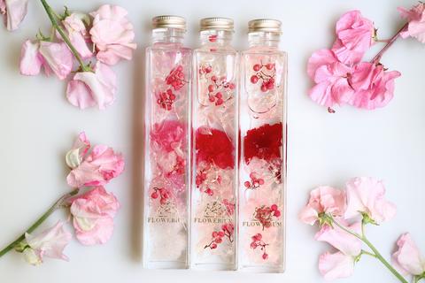 カーネーションFLOWERiUM® トワレ