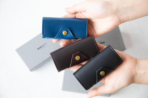 カードより小さな財布 TINY