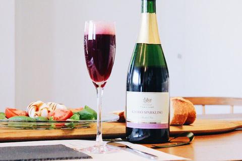 ノンアルコール 巨峰スパークリング