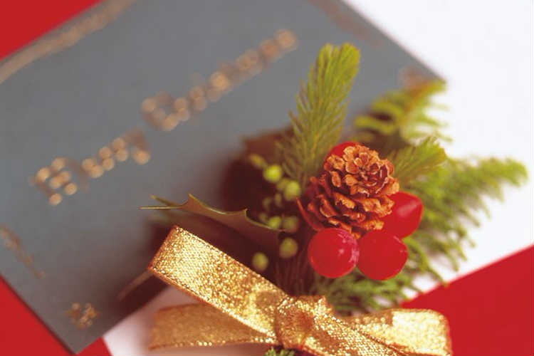 クリスマスカードに書きたいメッセージ例文集 プレゼントに添えたい素敵な言葉たち Anny アニー