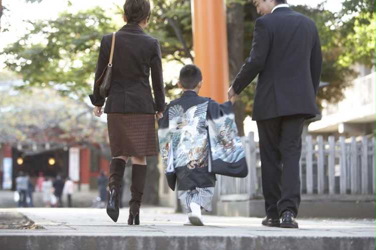 七五三を迎える男の子に やんちゃ盛りも大満足 楽しく祝えるプレゼント Anny アニー