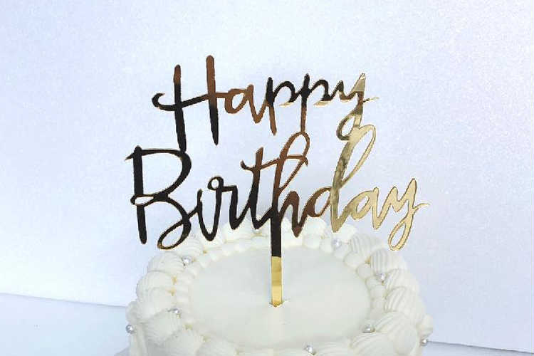 Cake Topper(ケーキの上に飾る”happy birthday”のデコレーションアイテム)※有料 | オプション