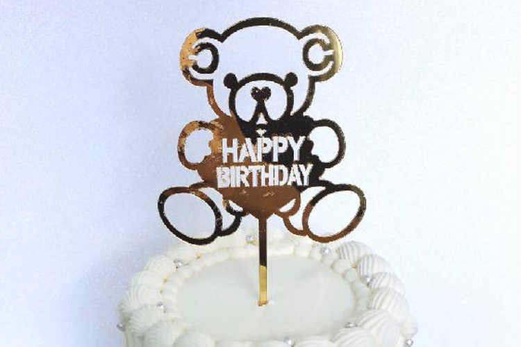 Cake Topper(ケーキの上に飾る”happy birthday”のデコレーションアイテム)※有料 | オプション
