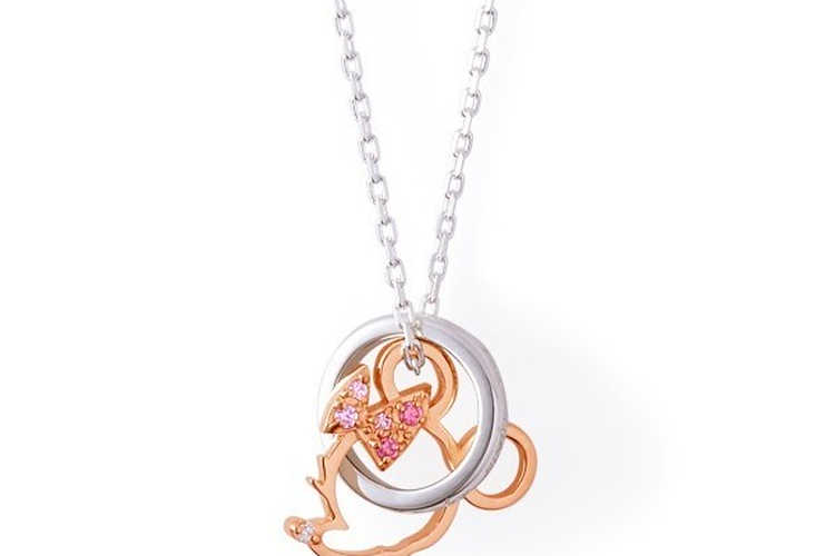 ディズニー好きの彼女へのプレゼントは ディズニーモチーフのアクセサリーで決定 Anny アニー