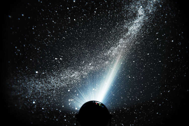 9月12日は宇宙の日 広い宇宙に想いを馳せる 神秘的なプレゼント Anny アニー