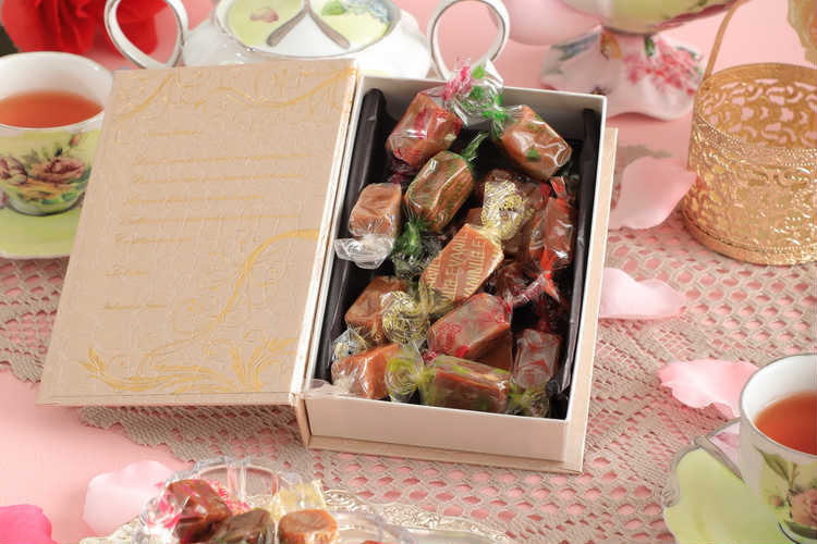 お菓子の誕生日プレゼント51選 種類別のおすすめスイーツ特集 Anny アニー