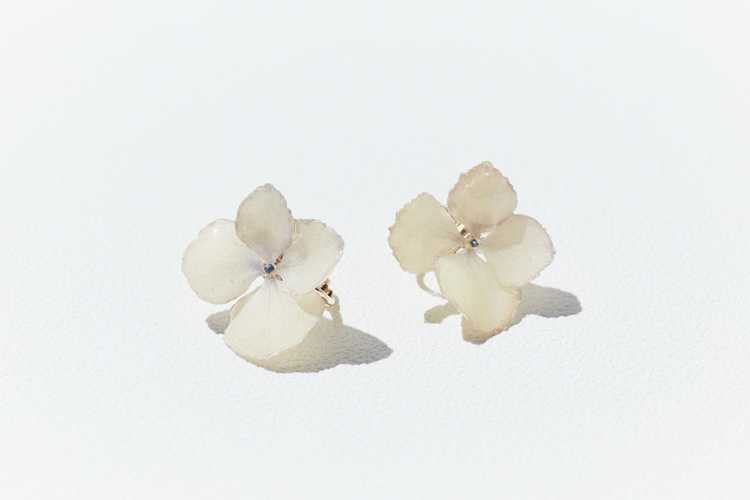 Little Witch あじさい イヤリングのプレゼント ギフト通販 Anny アニー