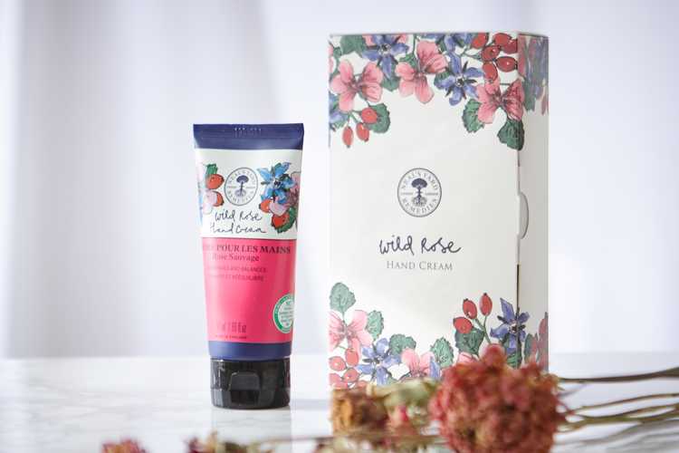 Neal S Yard Remedies ワイルドローズハンドクリームギフトのプレゼント ギフト通販 Anny アニー