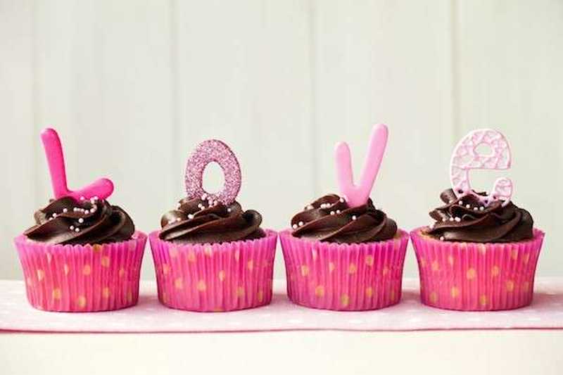 今年のバレンタインはカップケーキを とびきりの可愛さを届けるおすすめアイデア集 Anny アニー
